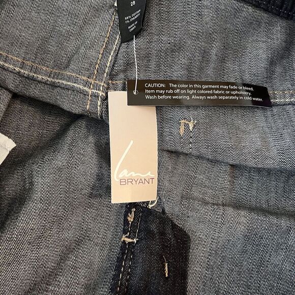 Lane Bryant Size 28 Weekend Mid Rise boyfriend Denim Jean Dark Blue Shorts NEW - Picture 9 of 11